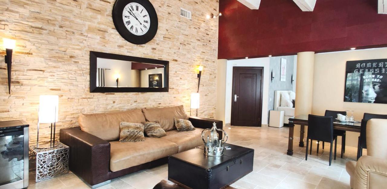 Maison Prestige Saint Tropez By Roberto Geissini Grimaud Extérieur photo