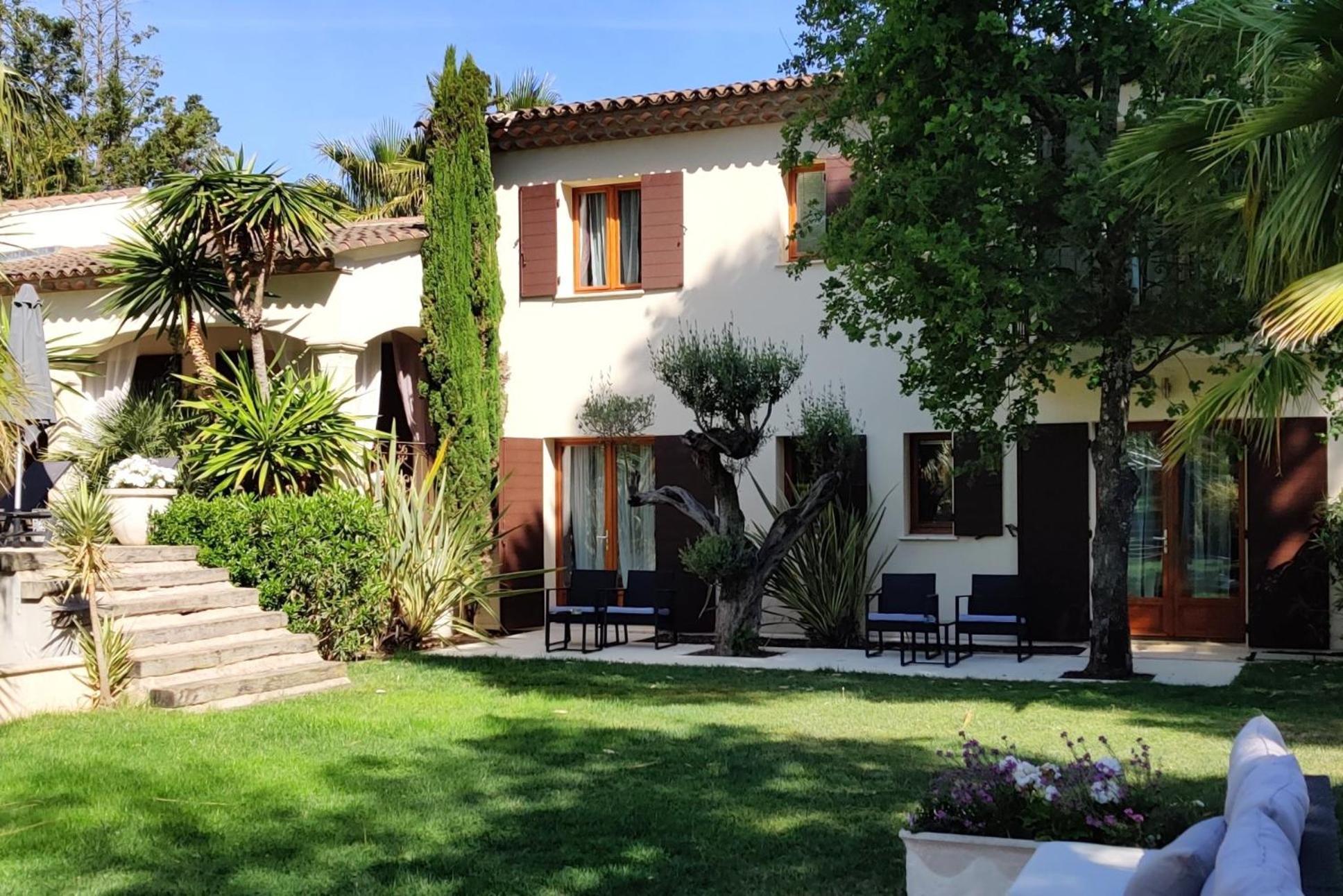 Maison Prestige Saint Tropez By Roberto Geissini Grimaud Chambre photo